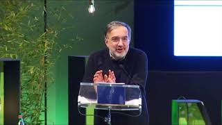 Marchionne IMITA Crozza [upl. by Georg]