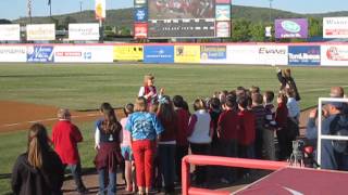 Chenango Bridge Elementary Chorus  National Anthem Binghamton Mets May 14 2013 [upl. by Atnad]