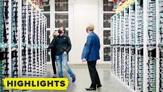 Microsoft reveals its MASSIVE data center Full Tour [upl. by Niamreg]