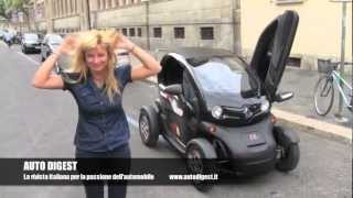 Renault Twizy Color 80 Test verità [upl. by Heriberto533]