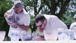 Blueberry eating world record set in Grand Rapids by Patrick Bertoletti [upl. by Biagio]