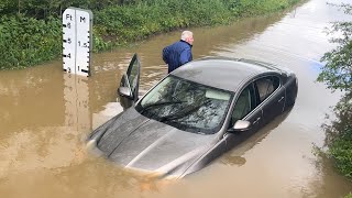 Unbelievable DEEP FLOOD  Vehicles vs Flooded Fords compilation  114 [upl. by Mulry]