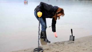 GARRETT EuroACE StrandSuche wwwnuggetsat Beach Metalldetektor Metal Detector OnlineShop [upl. by Ten]