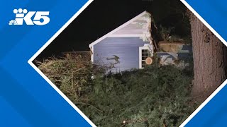 Redmond residents work together after bomb cyclone damage [upl. by Sungam]