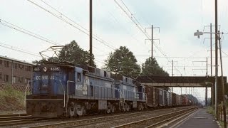 Penn Central amp Conrail electrics E33s E44s and Amtrak E60 on the NEC in 1977 [upl. by Ahsaet]