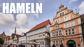 Hameln Altstadt Rattenfänger Glockenspiel Fachwerkhäuser Niedersachsen Deutschland [upl. by Marcello]