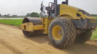 Volvo 110 soil compactor  Vibrater Roller on Bed [upl. by Ronile]