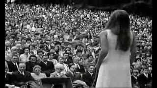 Dalida  Non Live à Sablé Juin 1972 [upl. by Alimat32]