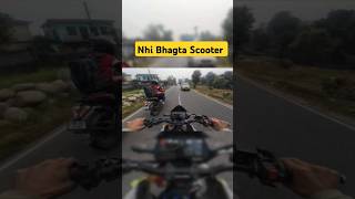 Itna Tej To nahin bhagata 🛵 shortsfeed mt15 viral explorepage bikelover trend shorts stunt [upl. by Janel436]