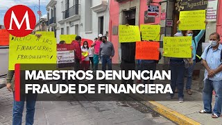 Maestros de la CNTE protestan por supuestos fraudes en Oaxaca [upl. by Helsa]