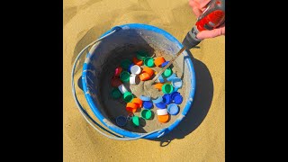 I rifiuti trovati in spiaggia si trasformano in un utile cestino ♻️ [upl. by Buschi244]