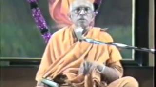 Bhagavad Gita Chapter 7 Verses 15  Swami Ranganathananda [upl. by Smailliw]