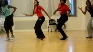 Choreography to IyanyaKukere  AZONTO [upl. by Noremak]