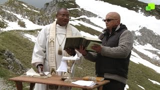 Bergemesse auf dem Karwendel mit Pfarrvikar Gerald Njoku [upl. by Palla518]