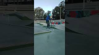 Boardslide on my Scooter 😄🛴 [upl. by Nesta]