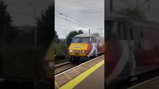 Lner class 91 and Flying Scotswoman DVT [upl. by Nerrak]