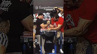 🔥 Devon Larratt vs Evgeny Prudnik 🔥 armwrestling devonlarrat [upl. by Bekah]