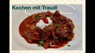 Kochen mit Traudl  Verblüfft eure Gäste mit dem bestem Wildgulasch das man sich vorstellen kann [upl. by Beckie]