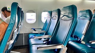 Hawaiian Airlines Boeing 717200  Economy Class Flight Experience  Kona to Honolulu [upl. by Nnoved]