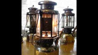 Coleman L427 QuickLite Lantern [upl. by Eiffub]