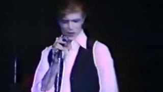 David BowieThin White Duke Rehearsals  Life On Mars Five Years VIDEO 1976 [upl. by Ardnajela878]