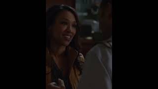 Iris APOLOGIZES to Joe Flash 1x04 [upl. by Hi]