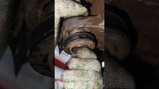 Toyota Land cruiser front Wheel Differential Bush Sound Replace Bush [upl. by Saundra]