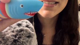 ASMR te ayudo a Dormir 😴 sonidos cosquillosos masticando chile Gum Chewing [upl. by Majka707]