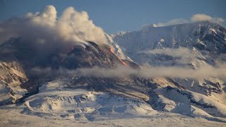 One of the largest volcanoes in Russias Kamchatka Peninsula erupts [upl. by Oicangi]