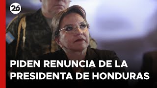 Piden renuncia a presidenta de Honduras por narcovídeo [upl. by Siletotsira575]