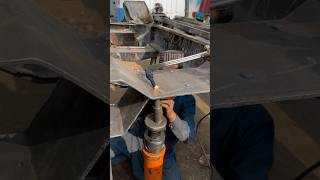 Truck Chassis Frame Gadder Rivets Process [upl. by Watson228]