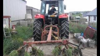 Toms Silage Wrap  Tractor Factor 2011 [upl. by Oileduab]