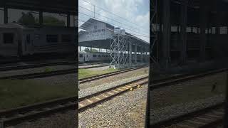 KRL JogjaSolo hanya 8 ribu rupiah [upl. by Yereffej]