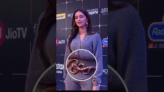 Ananya pandey का snake belt की prise youtubeshorts bollywood ananyapandey fashion trending [upl. by Ehc512]