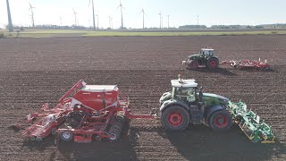 FENDT 930 mit einer Kverneland UDrill 6000 Drille amp KERNER Frontpacker  APG Grassau eG  4K [upl. by Angela]