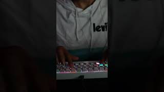 ASMR CON TECLADO 🤤😴 keyboard gaming asmr [upl. by Hayyifas]