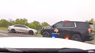 Dashcam Shows Troopers Chasing Suspects Attempting To Smuggle Illegal Immigrants in Texas [upl. by Nospmoht]