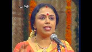 Kandanall Mudhalai  Sudha Ragunathan  Sudha Madhuri [upl. by Sinnylg]