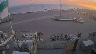 Webcam Vlieland Havenplein vanaf Hotel Zeezicht Vlieland [upl. by Yesllek614]