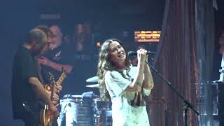 Alanis Morissette quotThank Youquot Encore quotTriple Moon Tourquot  Merriweather Post Pavilion 62924 [upl. by Ainat]