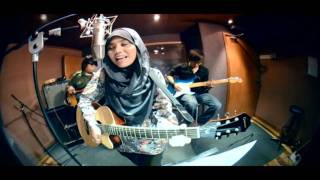 Najwa Latif  Cinta Muka Buku Official Music Video  NajwaLatif [upl. by Esenej480]