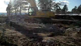 Kobelco 350 excavator with hammer Neff rental [upl. by Sullecram]