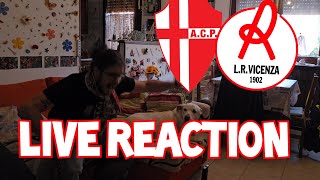 GALLINE IN FUGA LIVE REACTION PADOVAVICENZA 10 [upl. by Yhtamit]