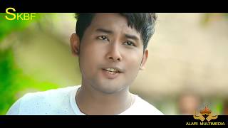 Selfie Selfie  New Boro Movie ANG BORO Song  Ft Lingshar and Sanjita Official Video 2017 [upl. by Assirrec732]