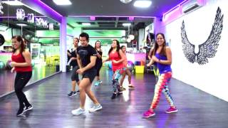 Necio  Romeo Santos ft Santana by Cesar James  Zumba Cardio Extremo Cancun [upl. by Aicre79]