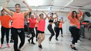 Como que te cachondea Zumba Salsa cachonda [upl. by Akehsyt]