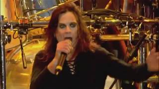 BLACK SABBATH  quotWar Pigsquot Live Video [upl. by Nemajneb686]