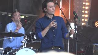 The MACCABEES quotFirst Lovequot au festival John BEAUREGARD 2 [upl. by Onilegna]