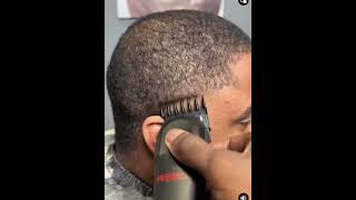 Tapper fade barbing hairstyle haircutting barberman hairsalon [upl. by Oramlub840]