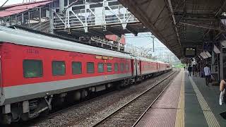 12142 Patliputra LTT Express captured from Mulund behind GMO WAP7 37361 🙌 [upl. by Cogswell]